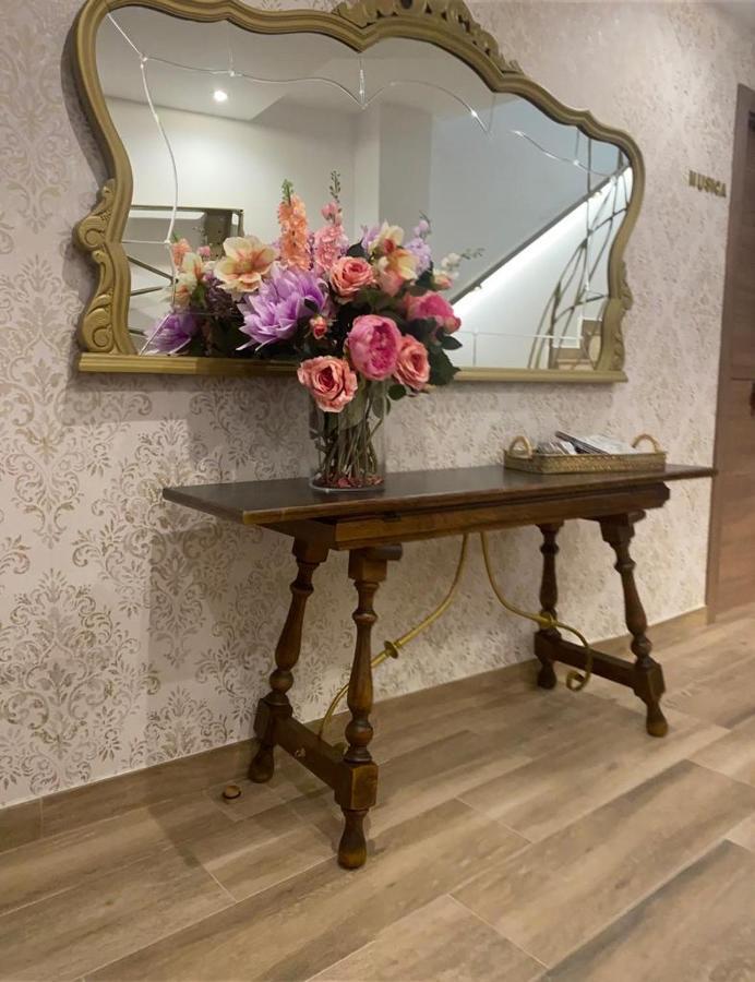 Ateneo Cuenca Suites Con Cocina En El Casco Historico Dış mekan fotoğraf