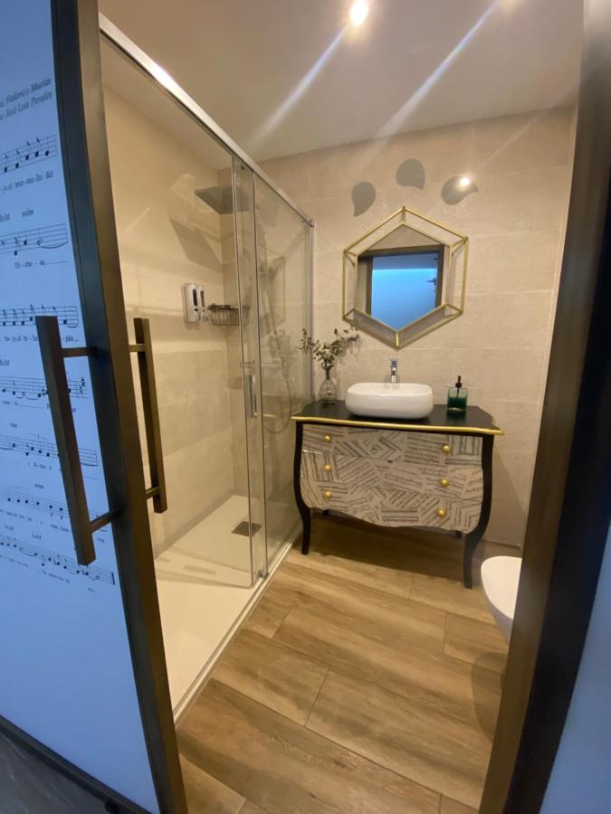 Ateneo Cuenca Suites Con Cocina En El Casco Historico Dış mekan fotoğraf