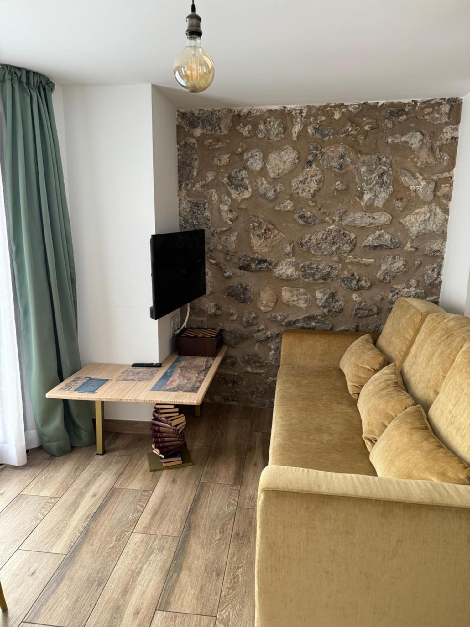 Ateneo Cuenca Suites Con Cocina En El Casco Historico Dış mekan fotoğraf
